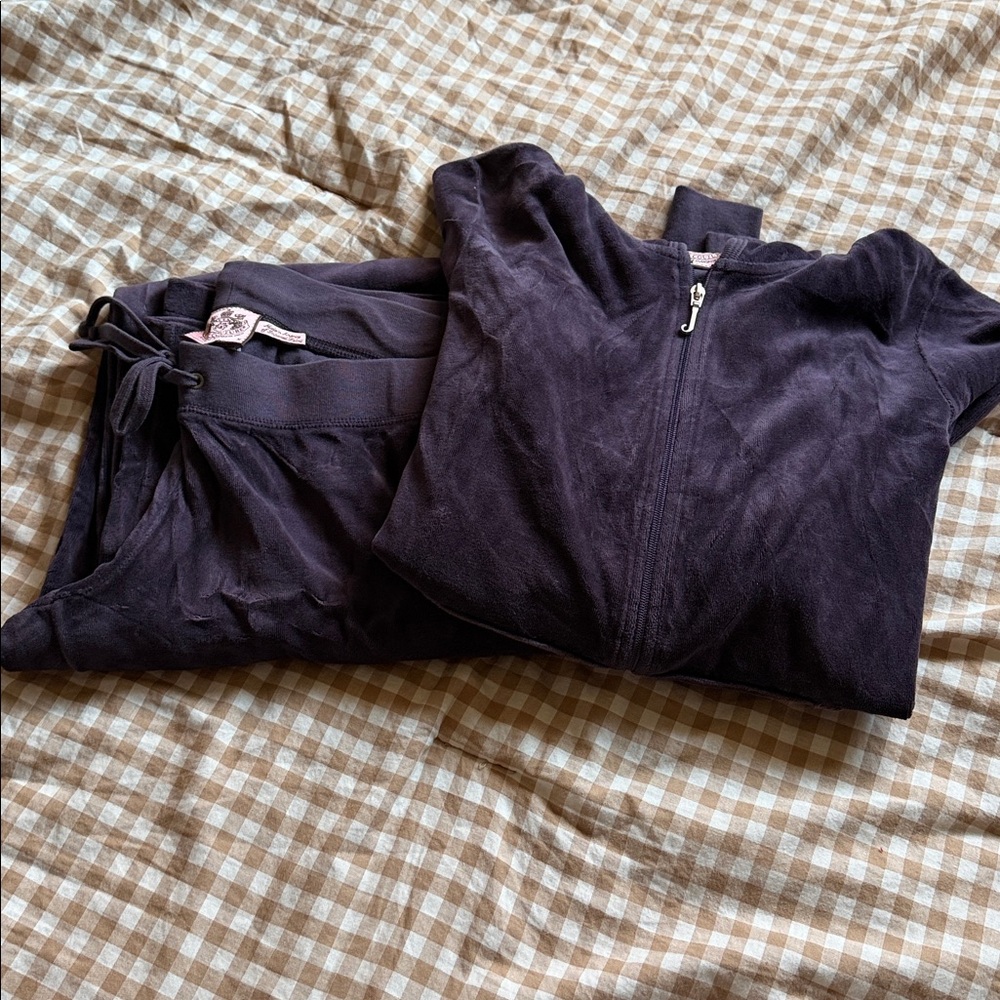 Juicy couture velour tracksuit - Picture 2 of 4